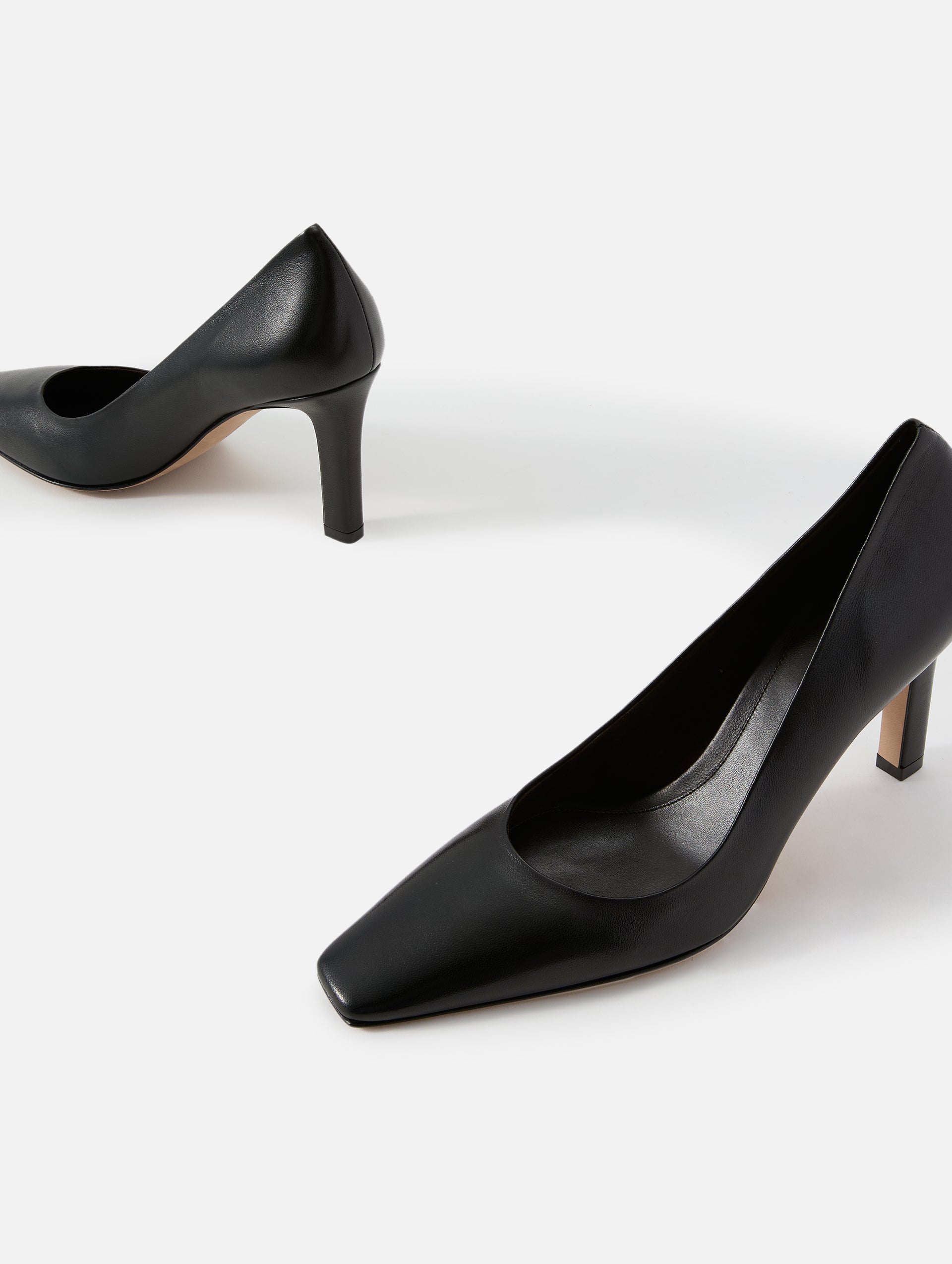 20251209_2_SHOES_HEELSPUMP_26P