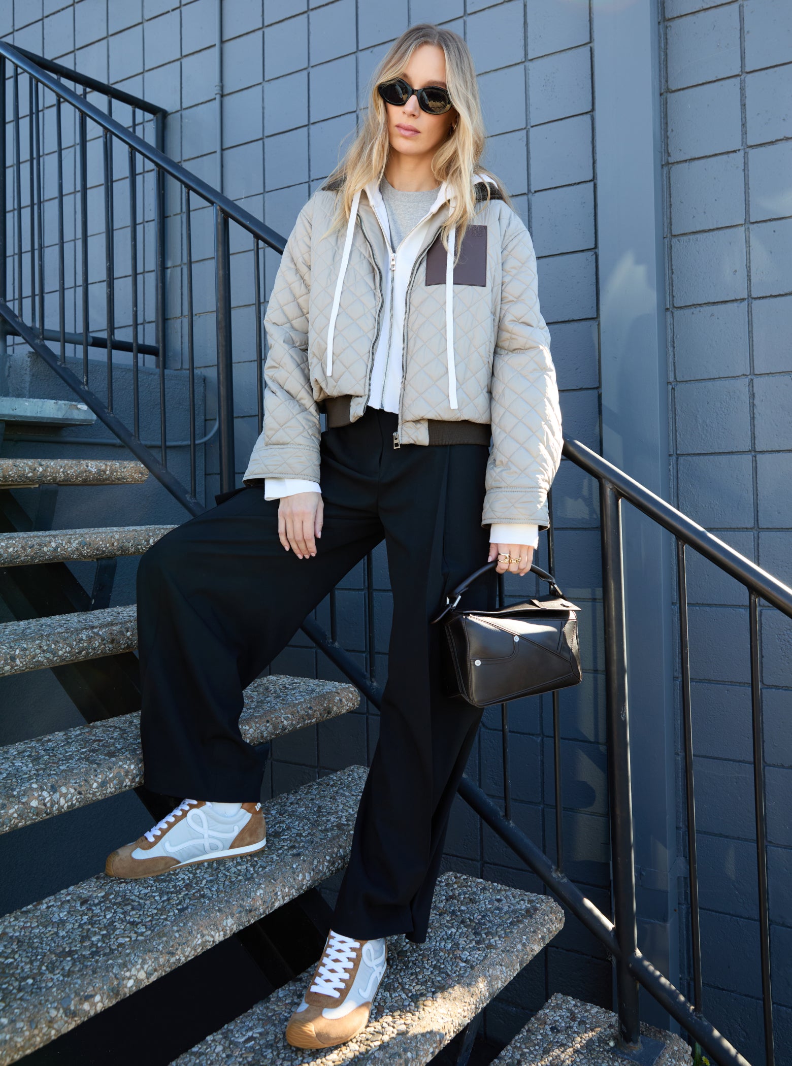 {"alt" => "GET THE LOOK—<br><em>Weekend Chic</em>"}