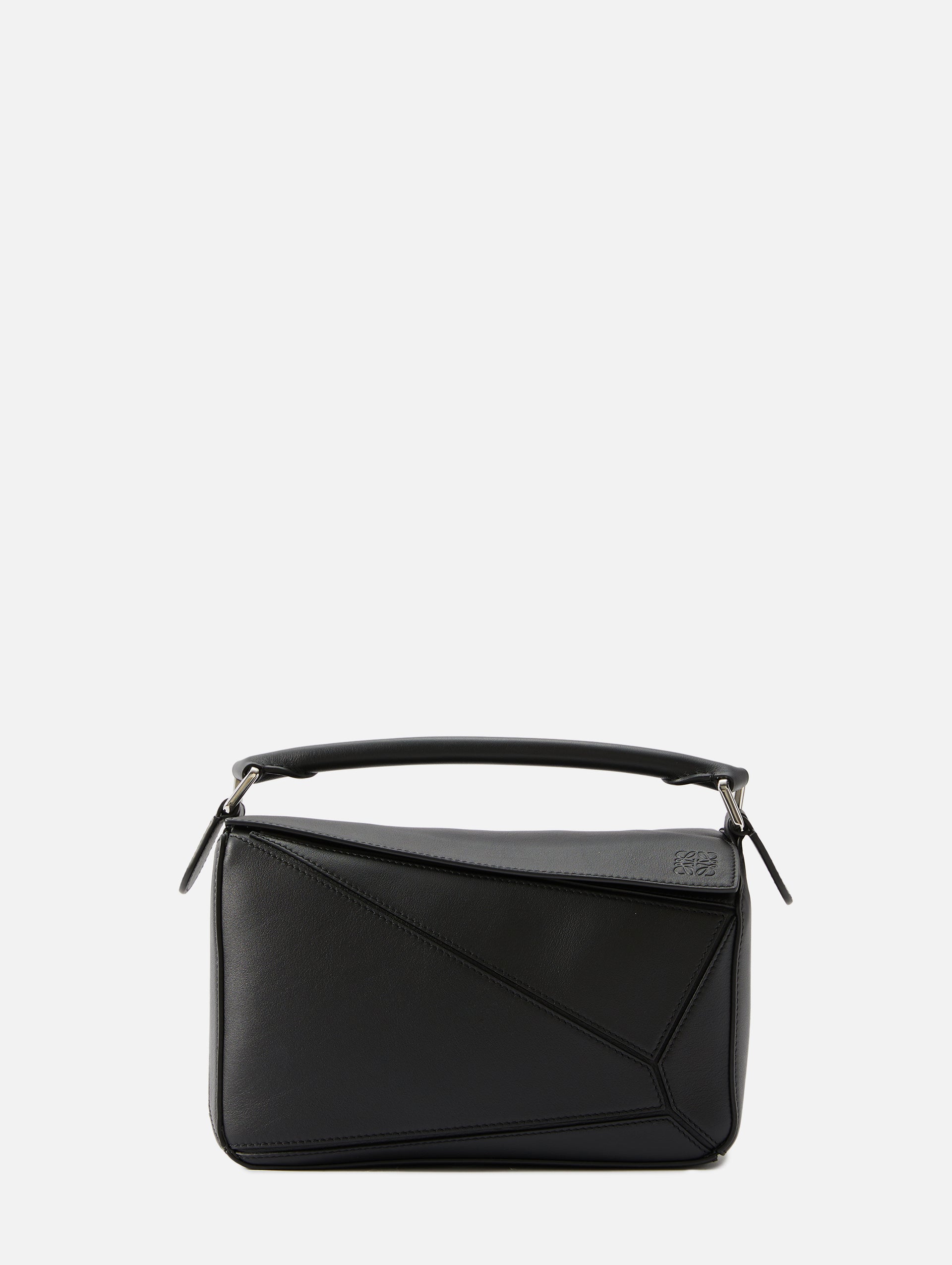 Loewe Black Puzzle bag in grained leather