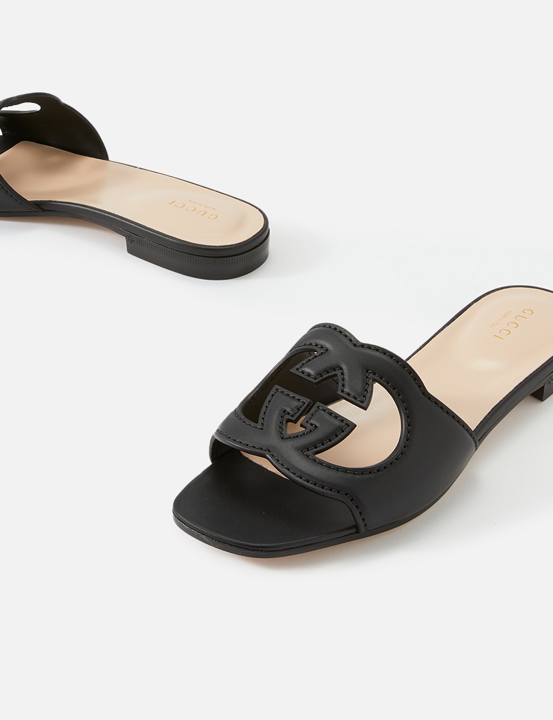 Women's rubber slide sandal in black rubber | GUCCI® US