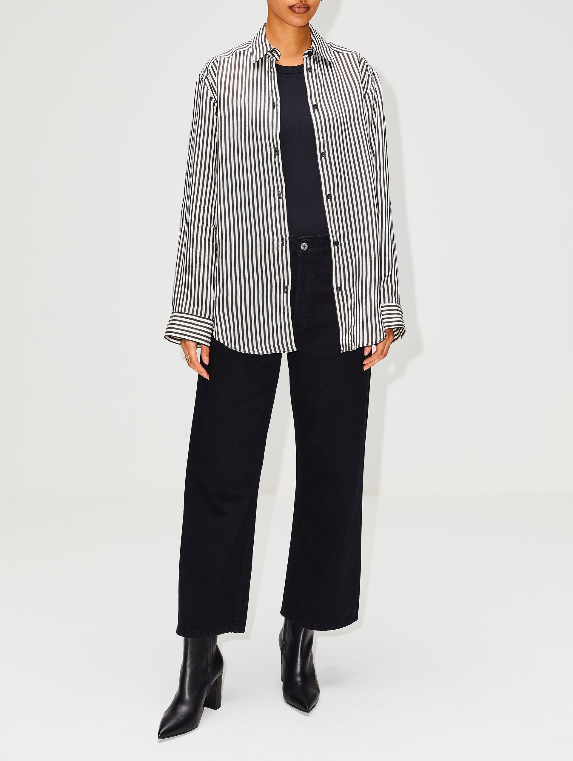 Classic Contrast Stripe Shirt | MATTEAU | elysewalker