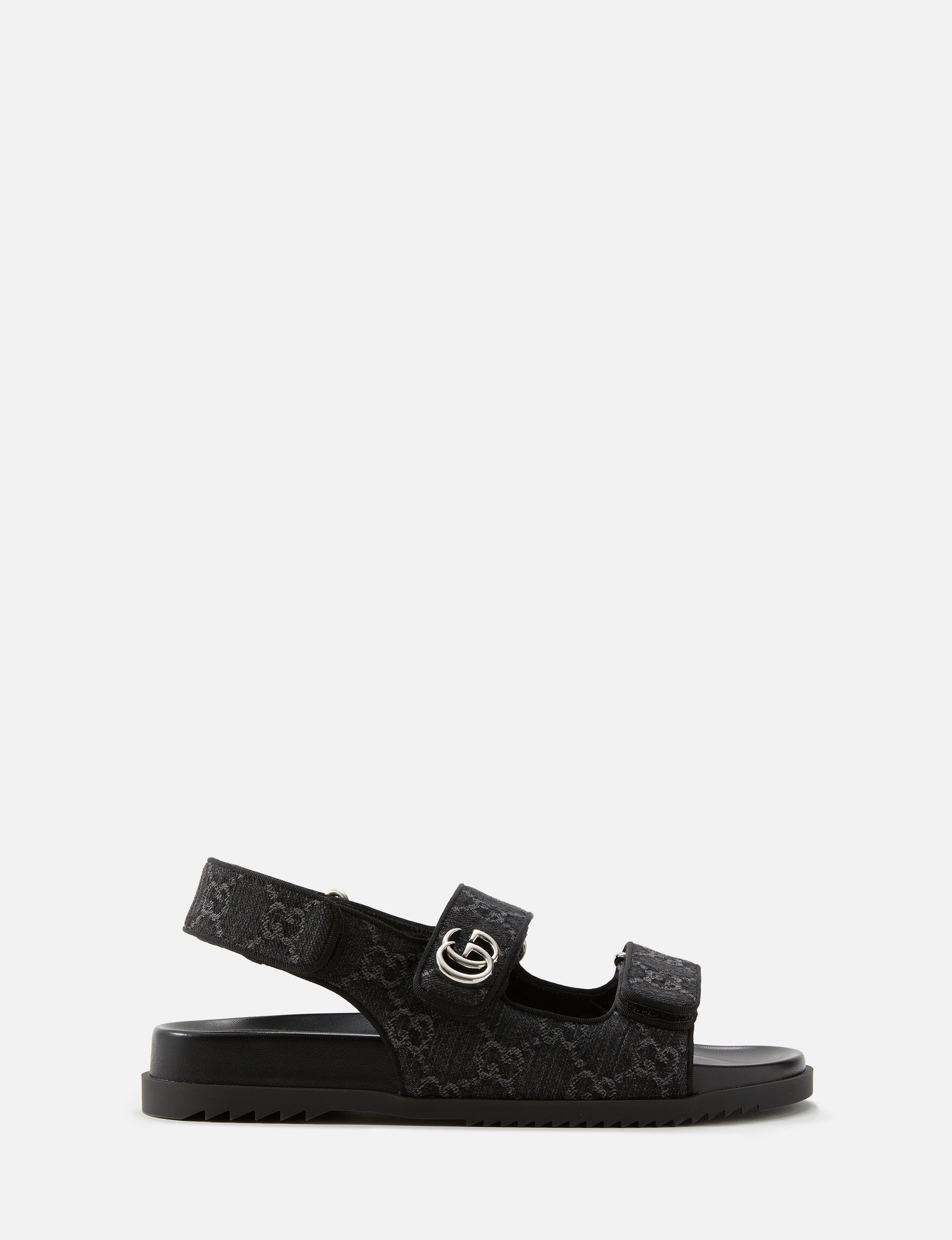 Gucci orders black sandals