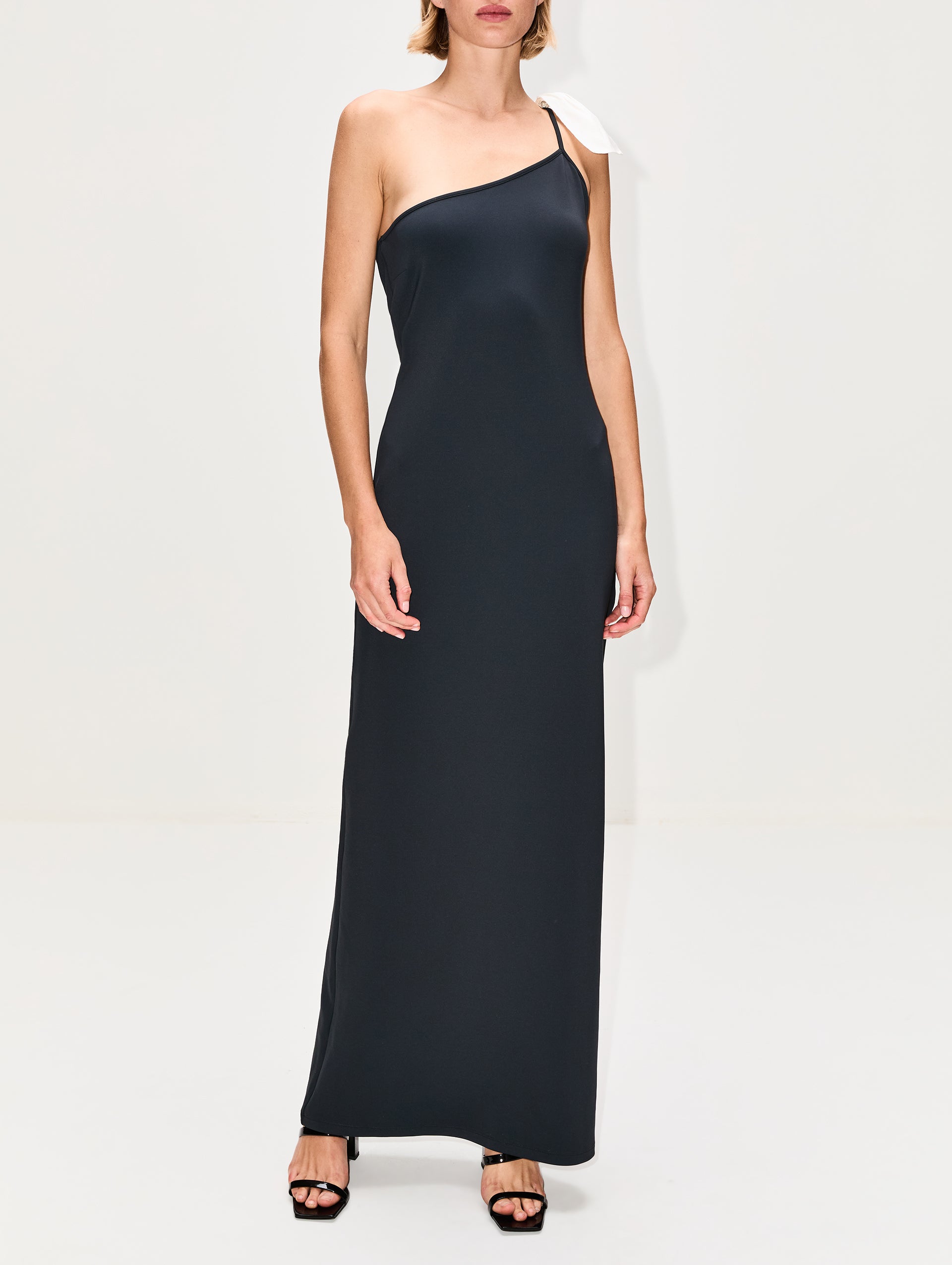 【美品】Apolina annika dress 3-5Y 美品】Apolina annika dress 3-5Y 美品】Apolina annika dress 3-5Y