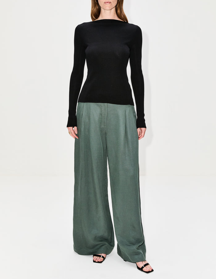 Wide Leg Pleat Pant