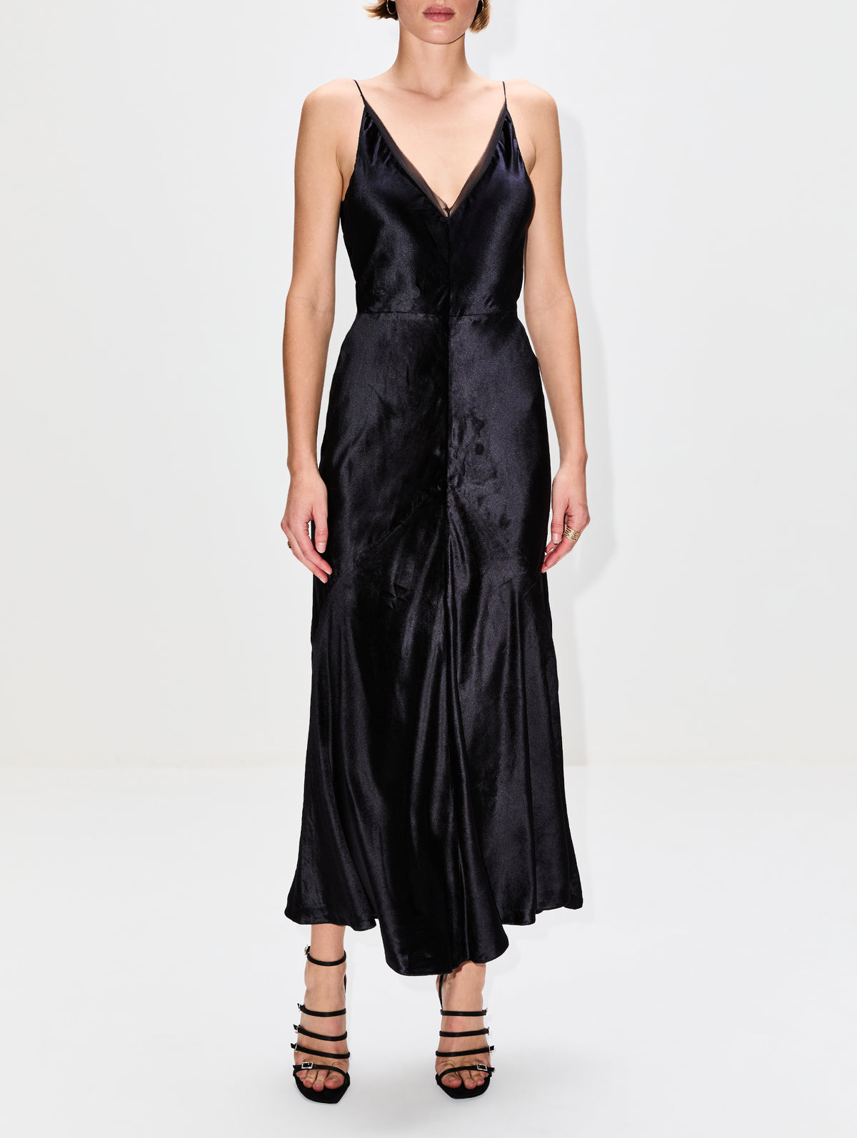 Gabriela Hearst - Brigita Slip Maxi Dress in Black Silk Velvet - Black - 42 - Dresses Gabriela Hearst - Brigita Slip Maxi Dress in Black Silk Velvet - Black - 42 - Dresses