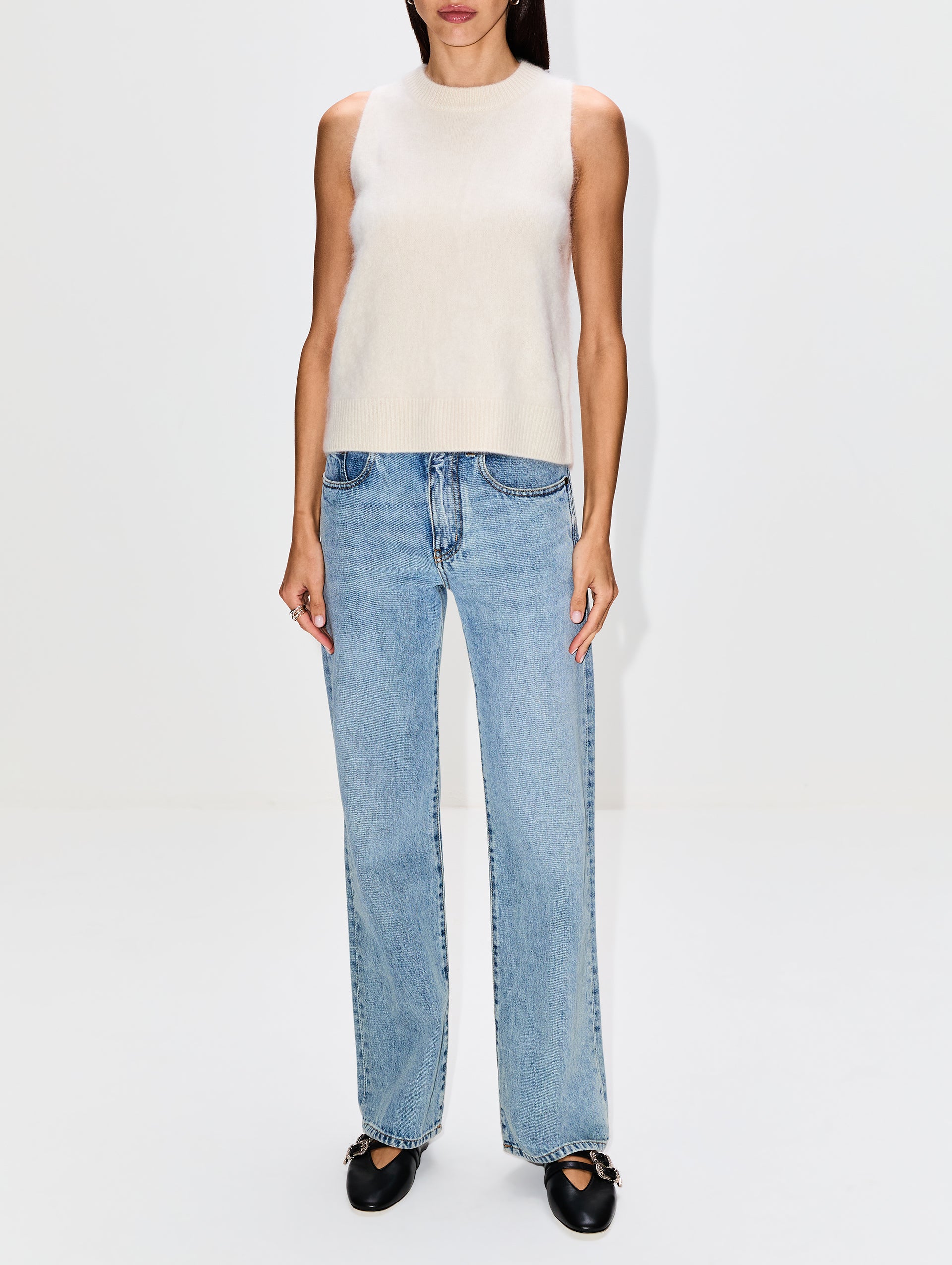 efu EATHER SLEEVELESS TOP ホワイトF 0924. Supima® Essential Slim Tank - White – ASRV