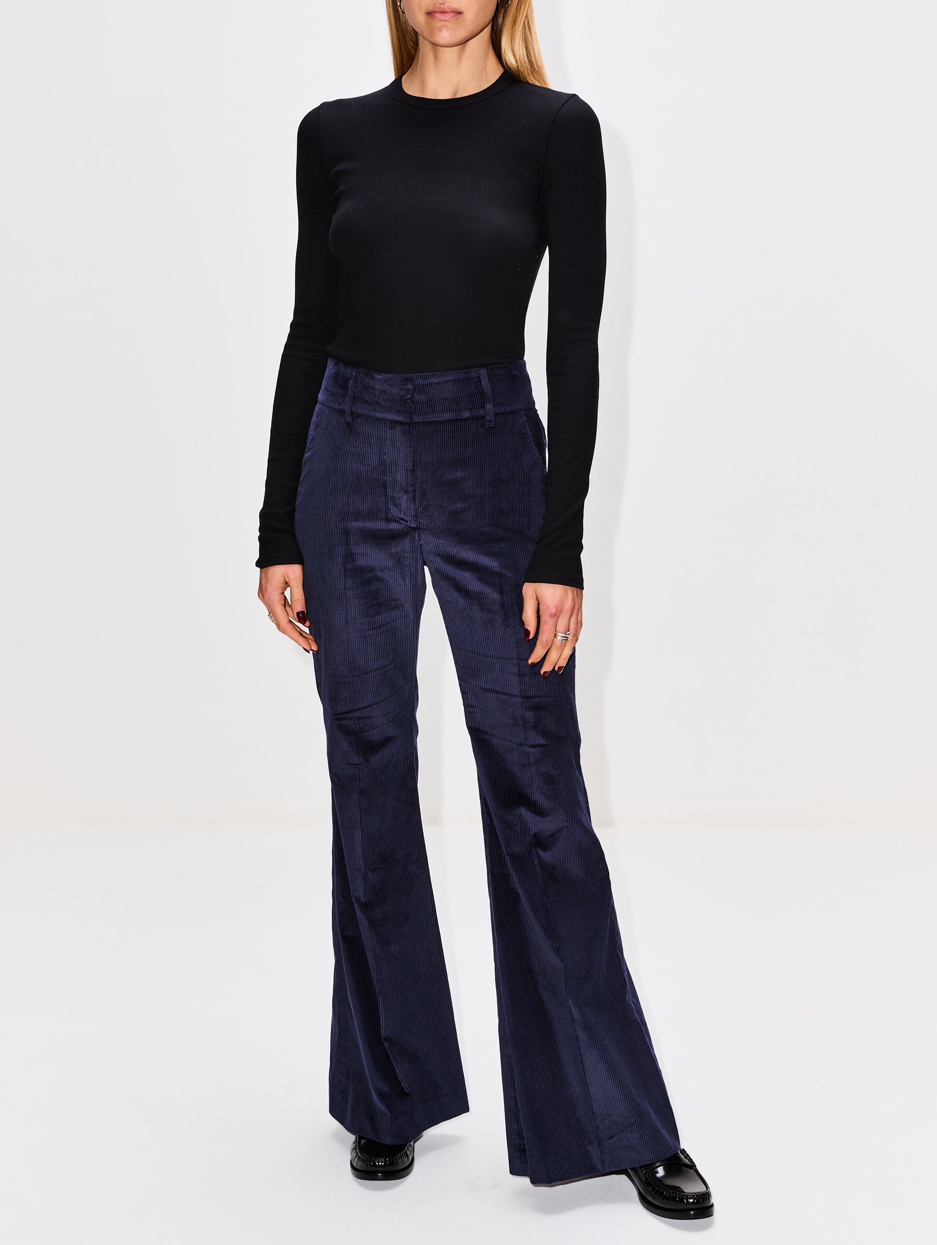 パンツ Heart hip highwaist flare pants blue Ianthe Pant | GABRIELA HEARST | elysewalker