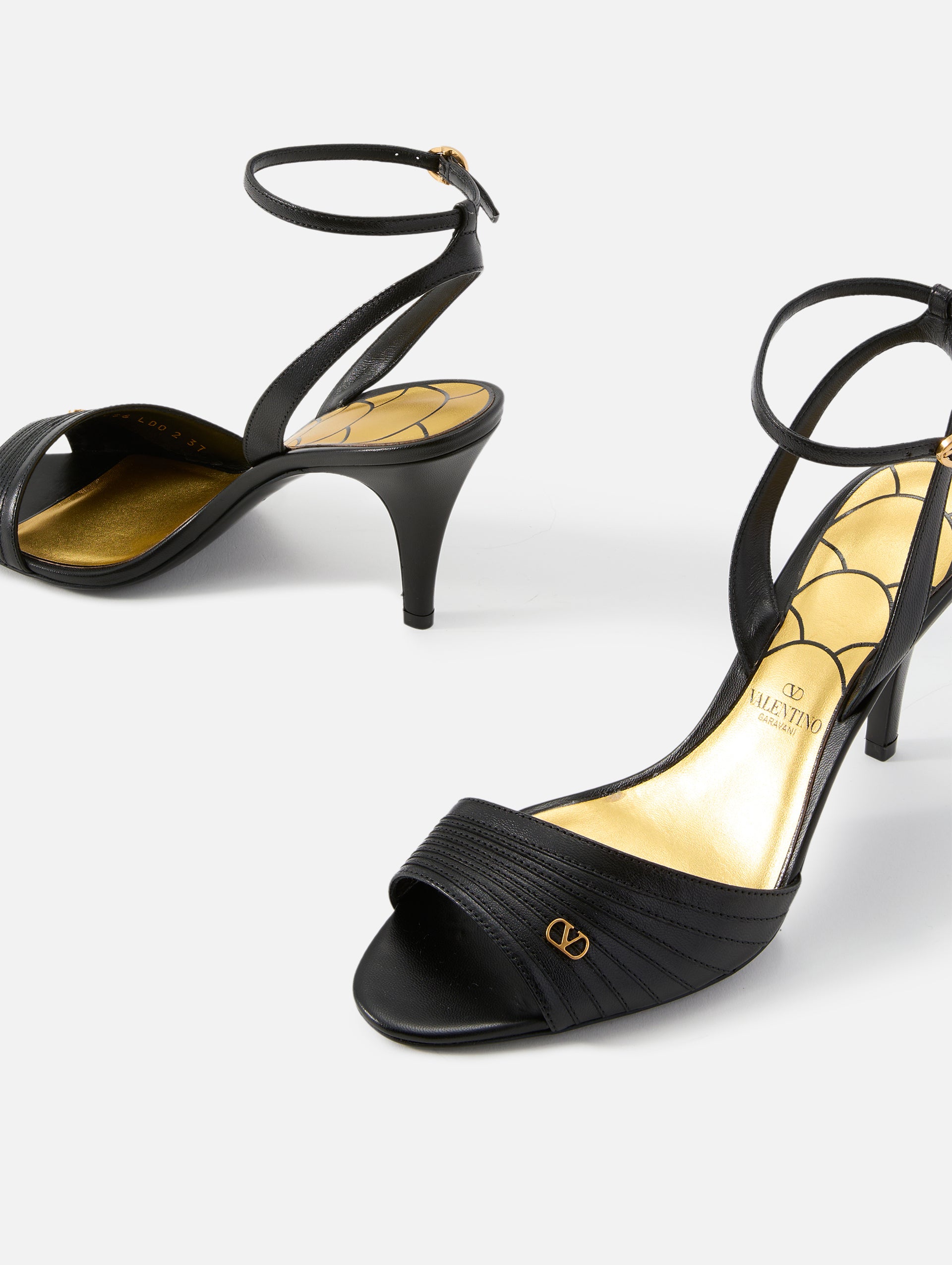 Ladycrush Sandal 85mm | VALENTINO GARAVANI | elysewalker