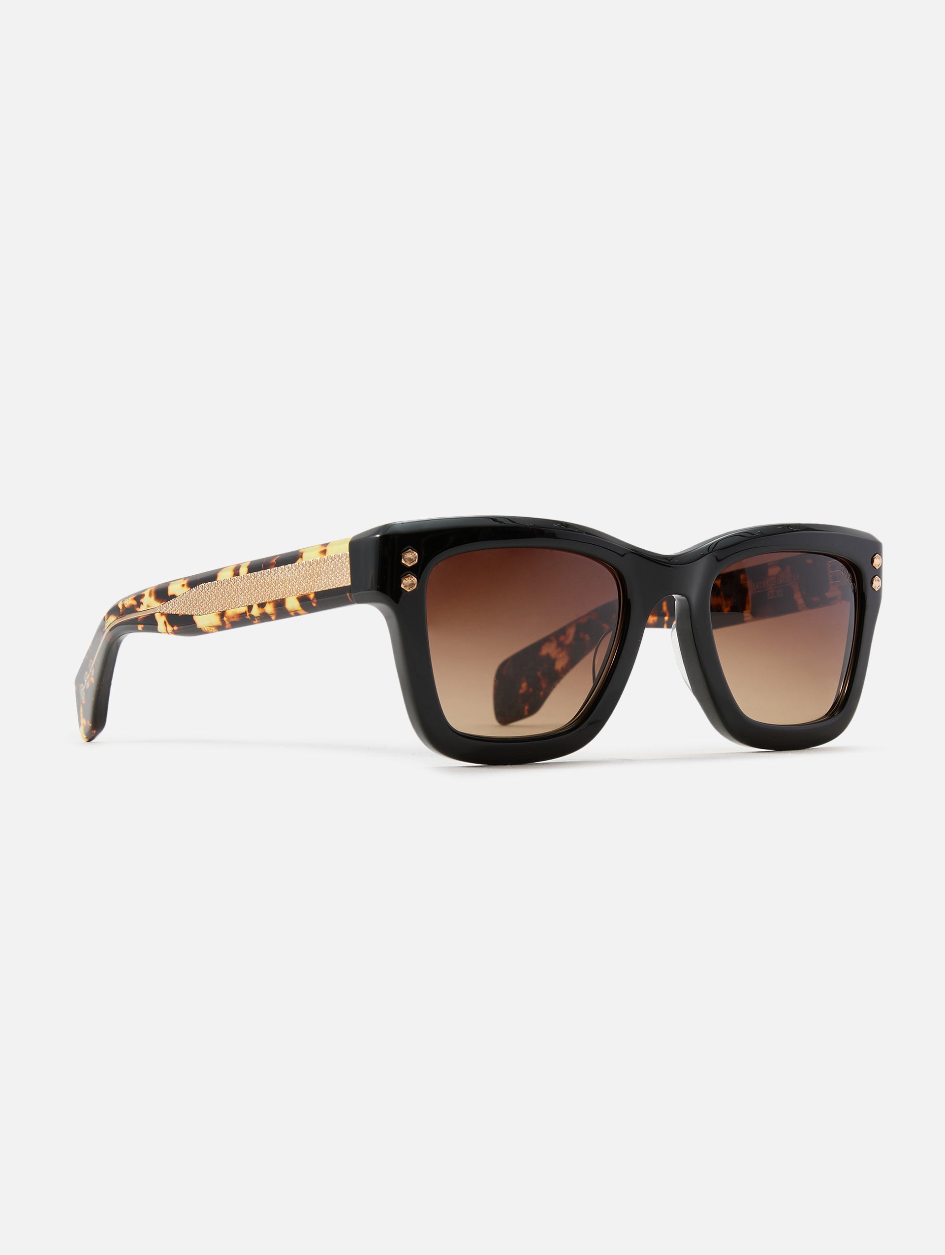 Model I Eyewear | HOORSENBUHS | elysewalker