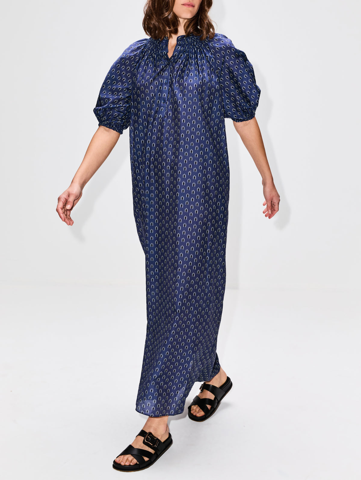 Gathered Yoke Popover Dress,MATTEAU,CASSIS,Image 3