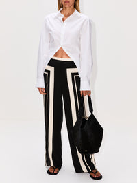 Lotus Small Tote,KHAITE,BLACK,Image 2