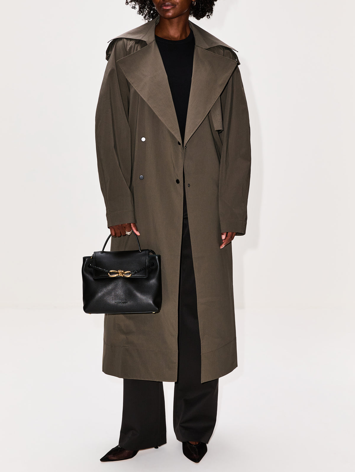 Ciao Ciao Bag,BOTTEGA VENETA,BLACK,Image 2