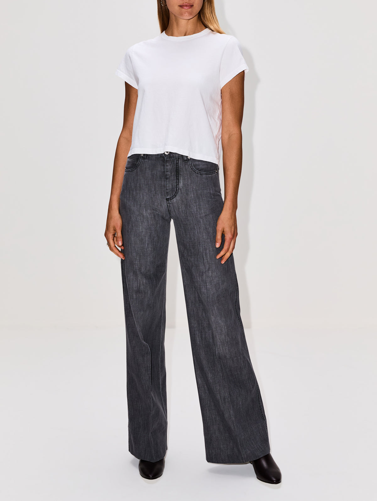 Palazzo Jean,BOTTEGA VENETA,WASHED BLACK,Image 2