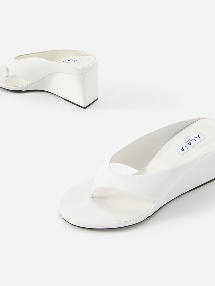 Cube Thong Wedge,ALAIA,OPTIC WHITE,Image 1