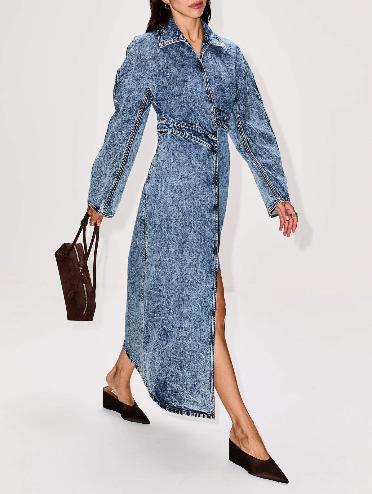 Spiral Trench,ALAIA,BLEU NEIGE,Image 3