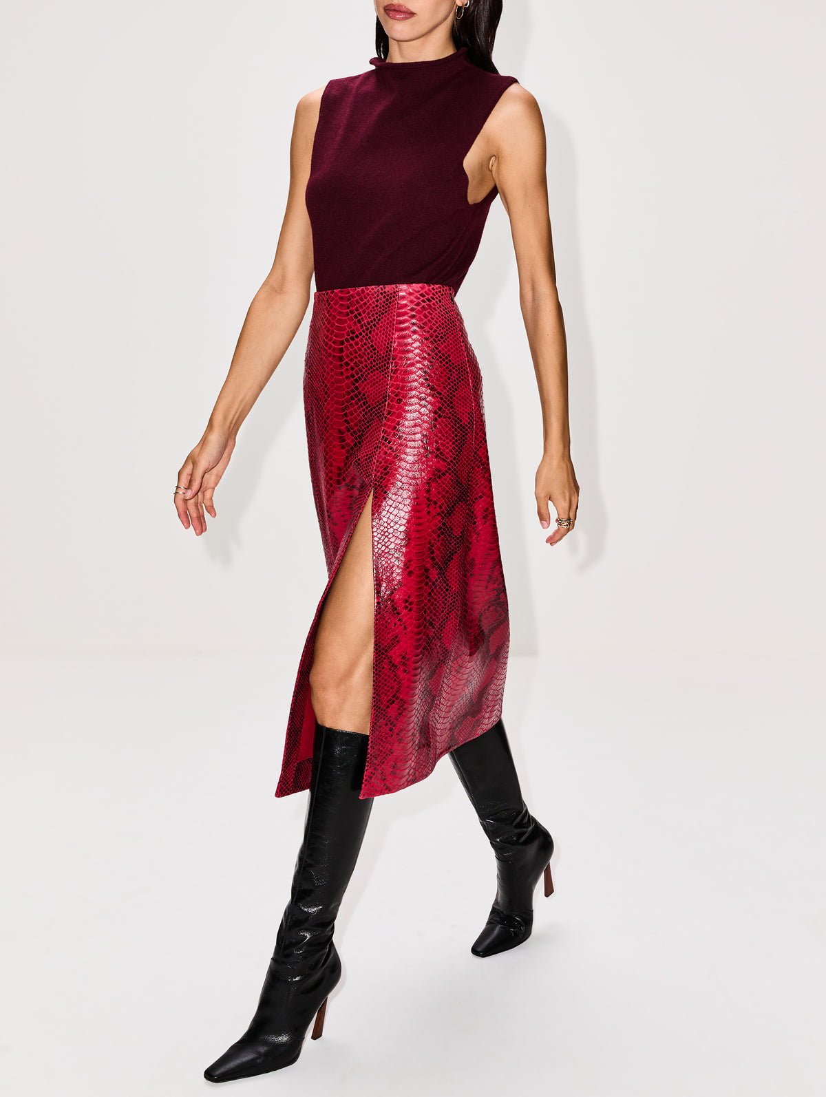 Side Slit Midi Leather Skirt,ZEYNEP ARCAY,FUSCHIA SNAKE,Image 3