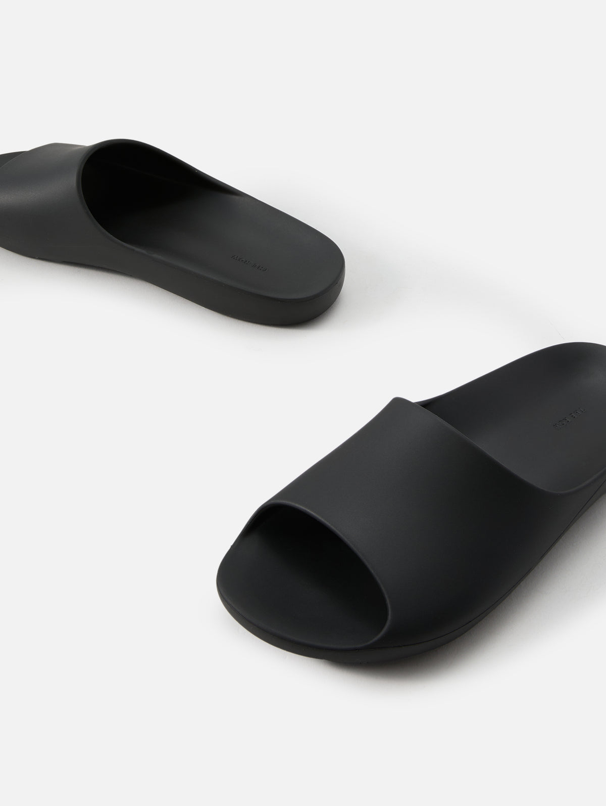 Ama Slide,THE ROW,BLACK,Image 2