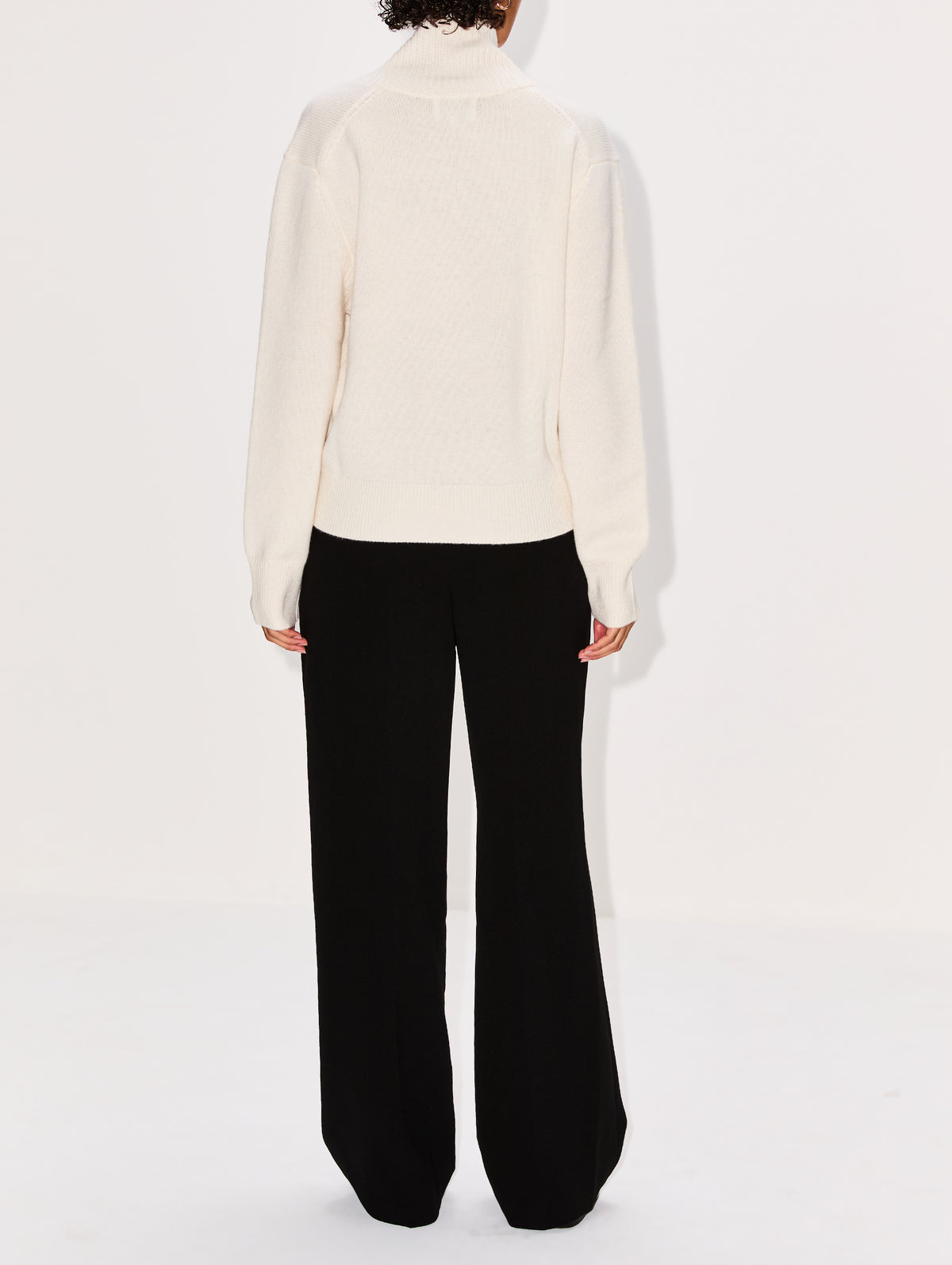 Makela Large V Neck Sweater,LOULOU DE SAISON,IVORY,Image 3