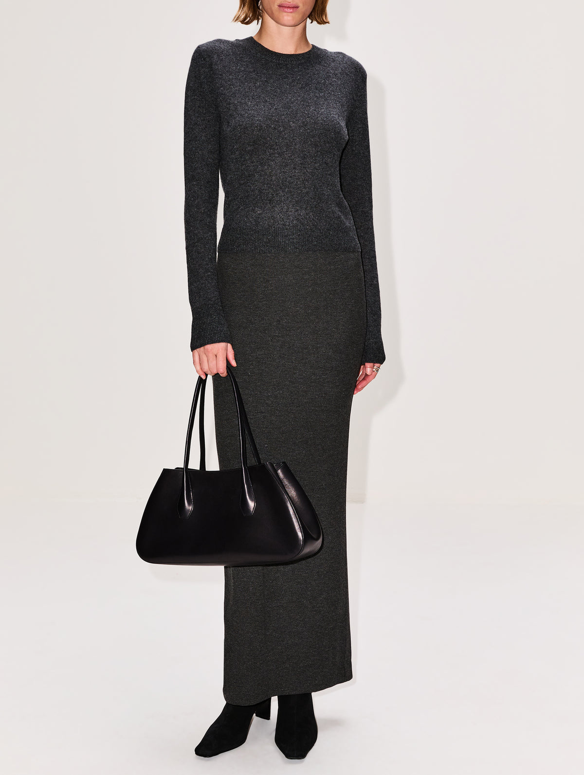 TERNE | Women's | Francis Sweater | HEATHER CHARCOAL Sweater CREW | Size L/XL TERNE | Women's | Francis Sweater | HEATHER CHARCOAL Sweater CREW | Size L/XL