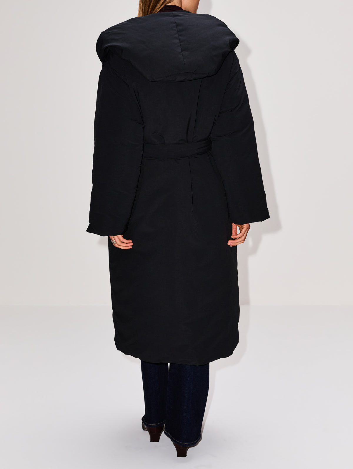 Doris Long Puffer Jacket,LOULOU DE SAISON,BLACK,Image 3