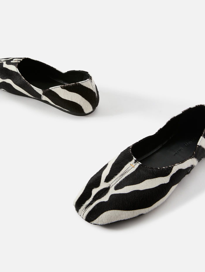 Jane Flat,KHAITE,BLACK/WHITE,Image 1