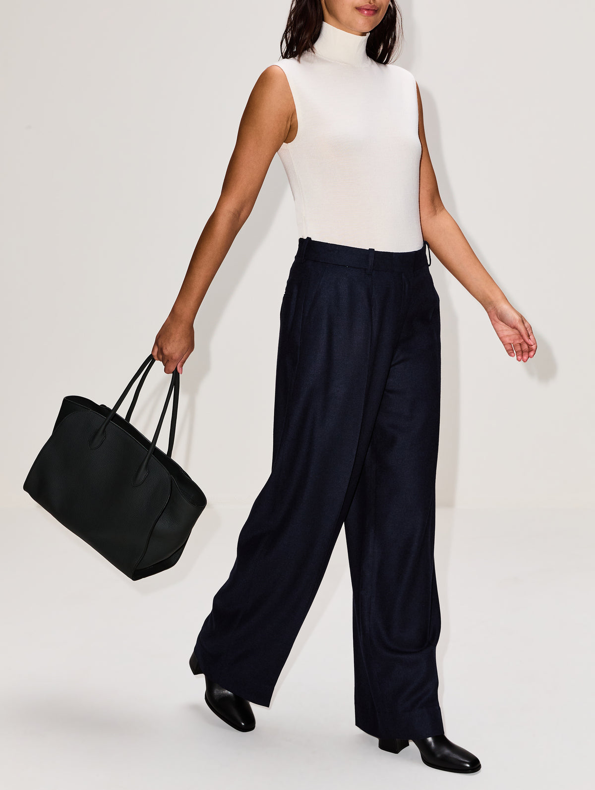 Wide Flannel Trouser,TOTÉME,NAVY,Image 3