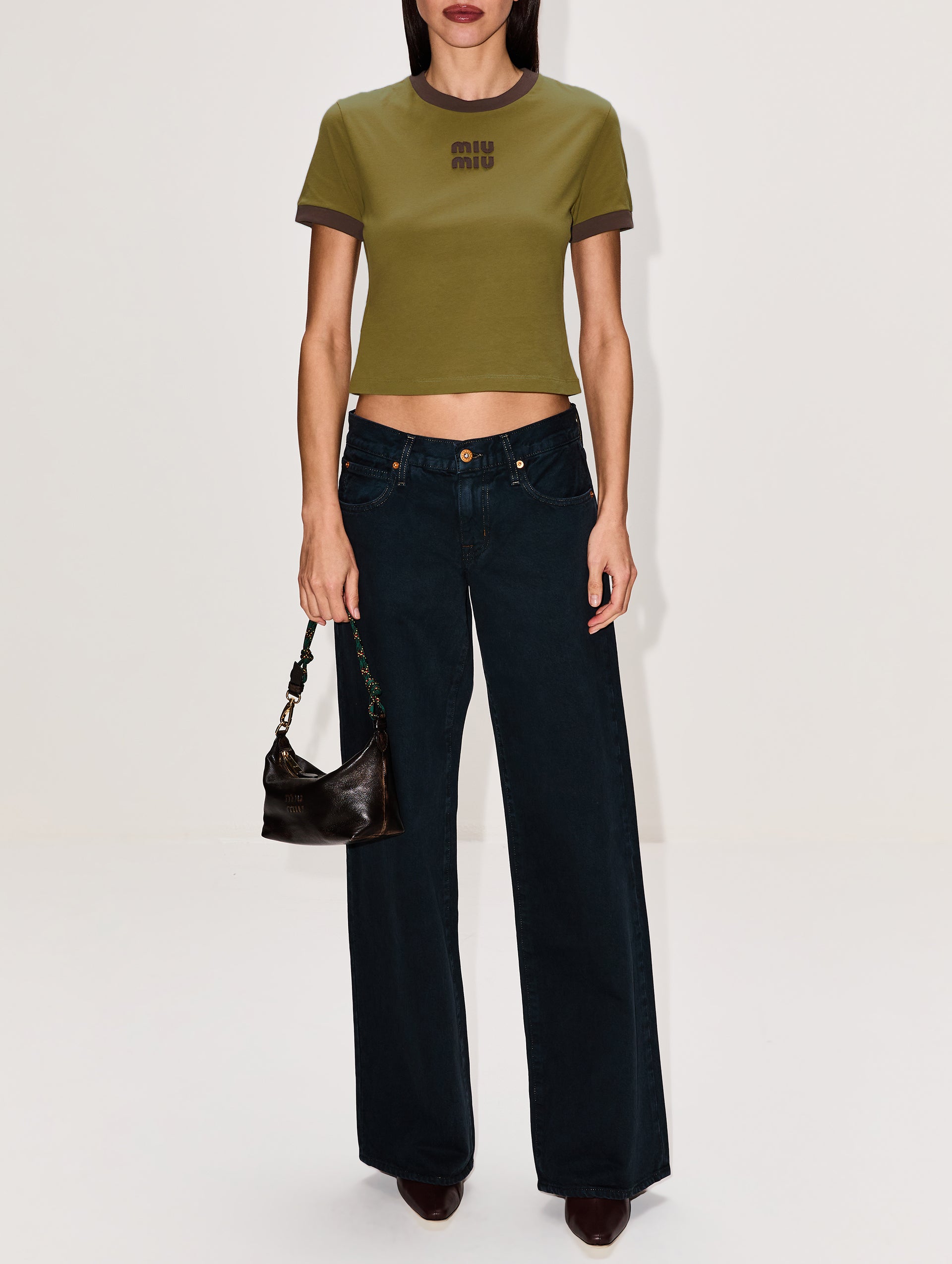 miumiu ロゴデーシャツ Miu Miu logo-embroidered Cotton T-shirt | White | FARFETCH