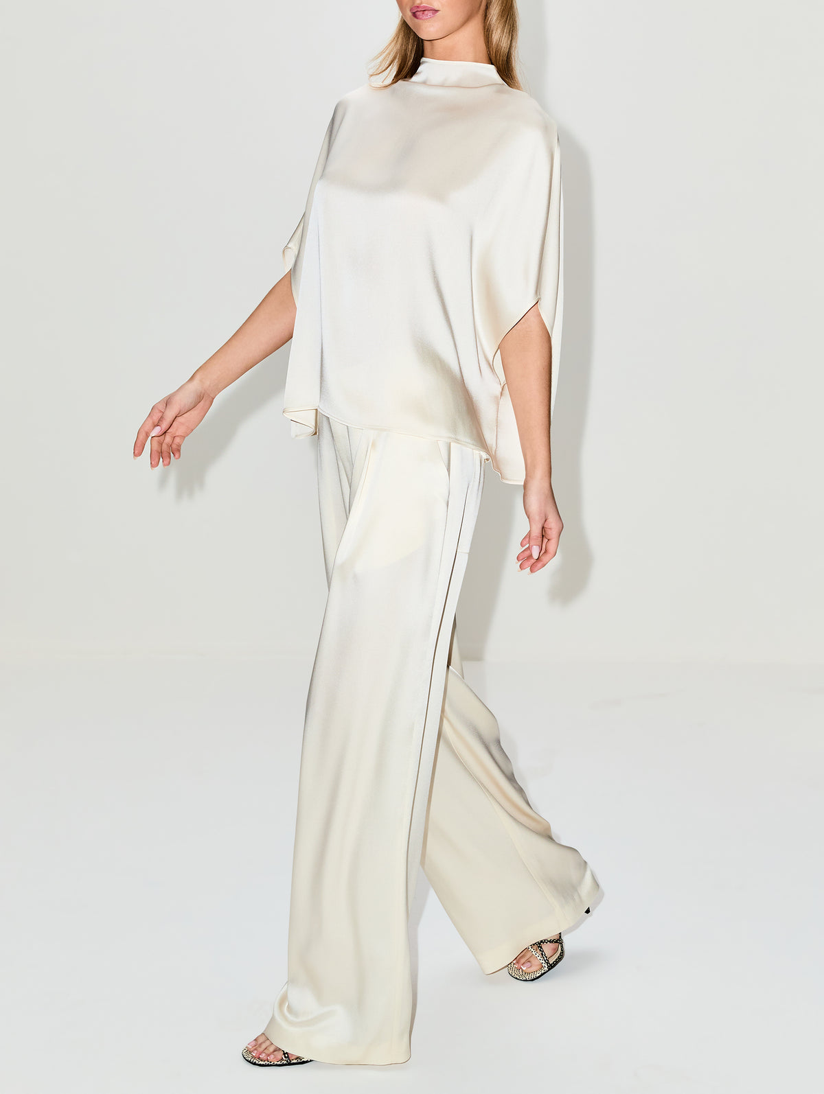 Relaxed Pleated Pant,LAPOINTE,CREAM,Image 3
