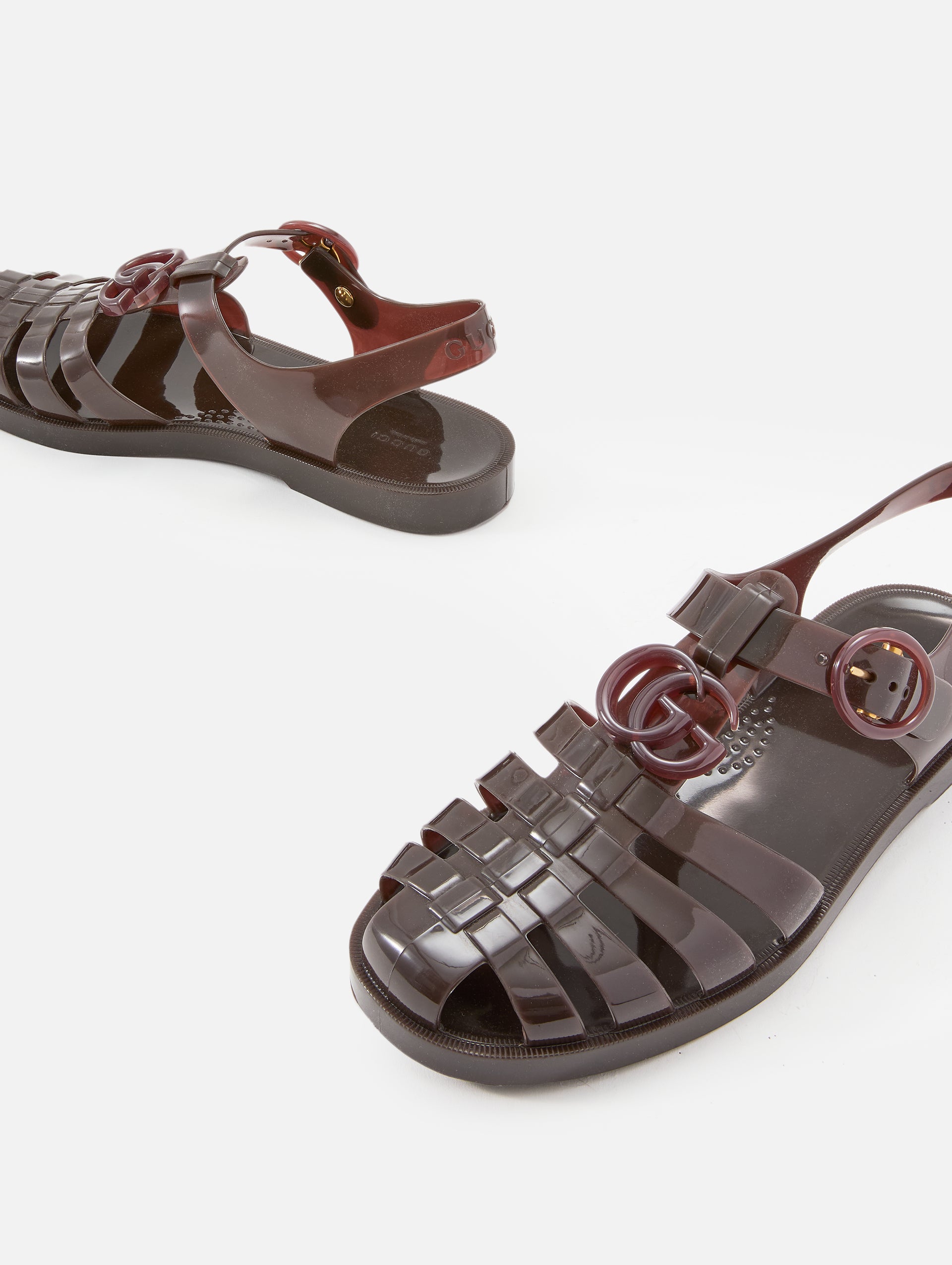 Glossy Fisherman Sandal | GUCCI | elysewalker