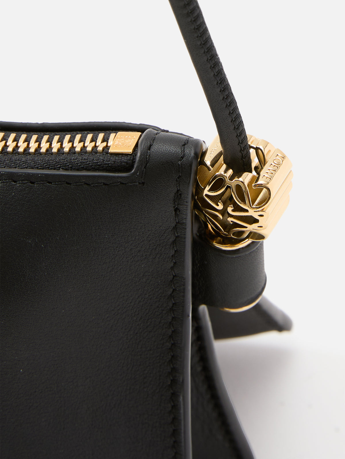 Joya Pouch,LOEWE,BLACK,Image 3