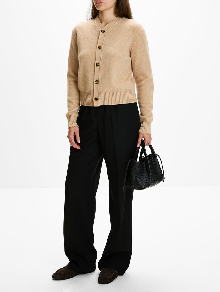 Intrecciato Dustbag,BOTTEGA VENETA,GREEN TWEED,Image 1