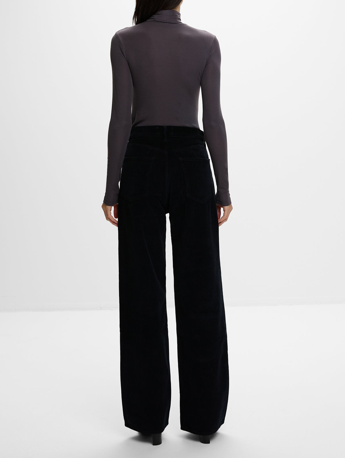 Pascale Turtleneck Top,AGOLDE,RAISIN,Image 3