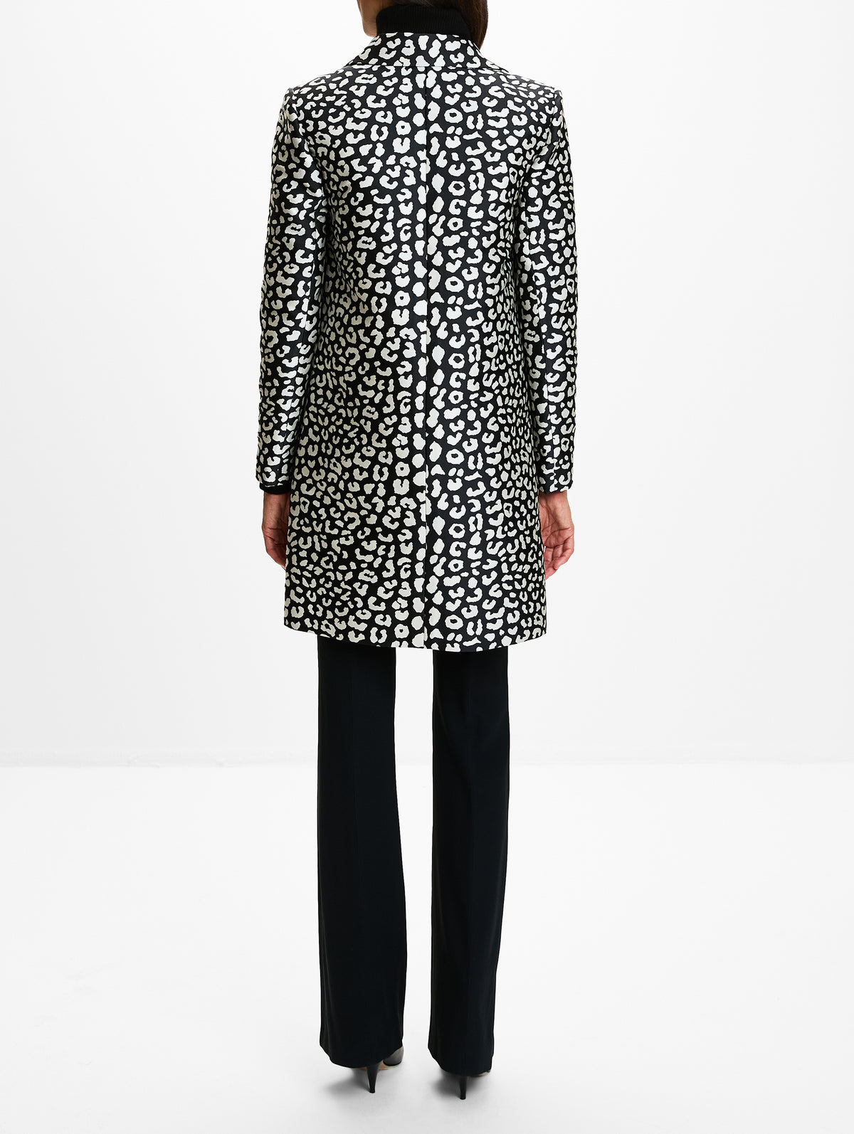 Printed Coat,CAROLINA HERRERA,BLACK/IVORY,Image 3