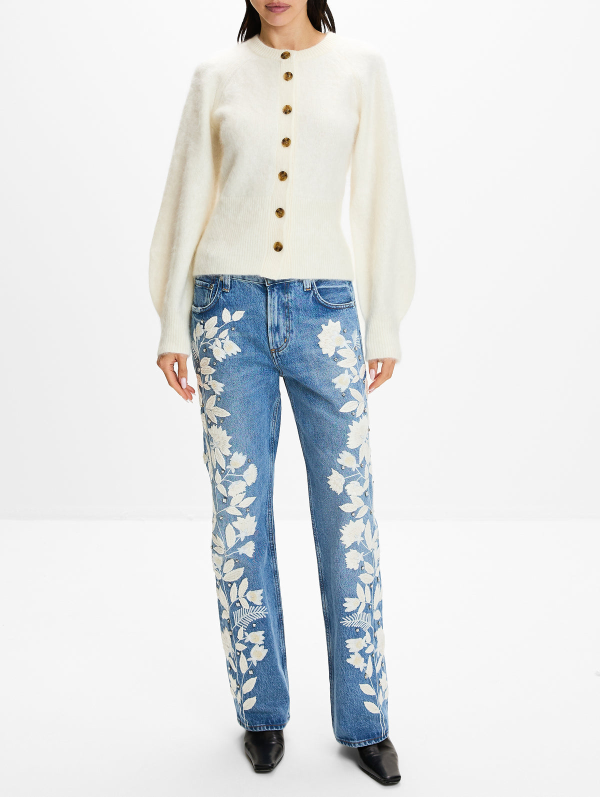 Grizzly Sculpted Cardigan,GUEST IN RESIDENCE,CREAM,Image 2