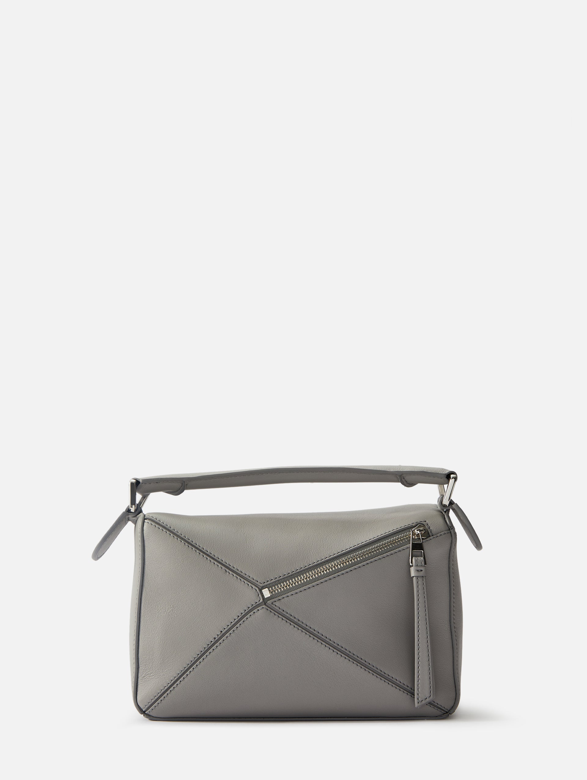 Mini Bag, Jacquemus | Vogue India | Vogue Closet